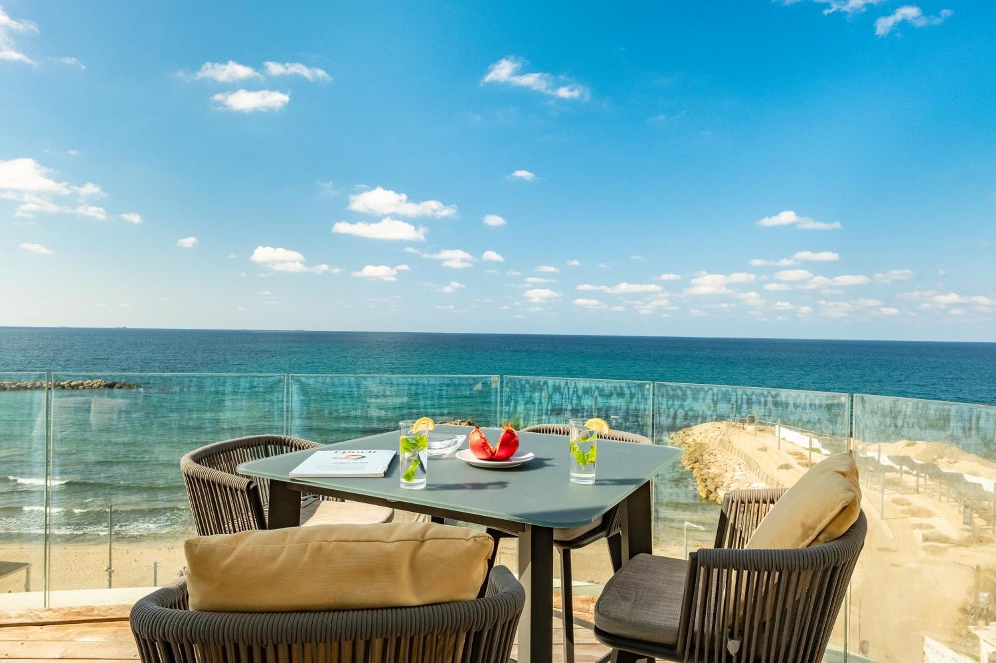 Penthouse 3Br + Roof Top + Parking - On The Beach Haifa Exteriér fotografie